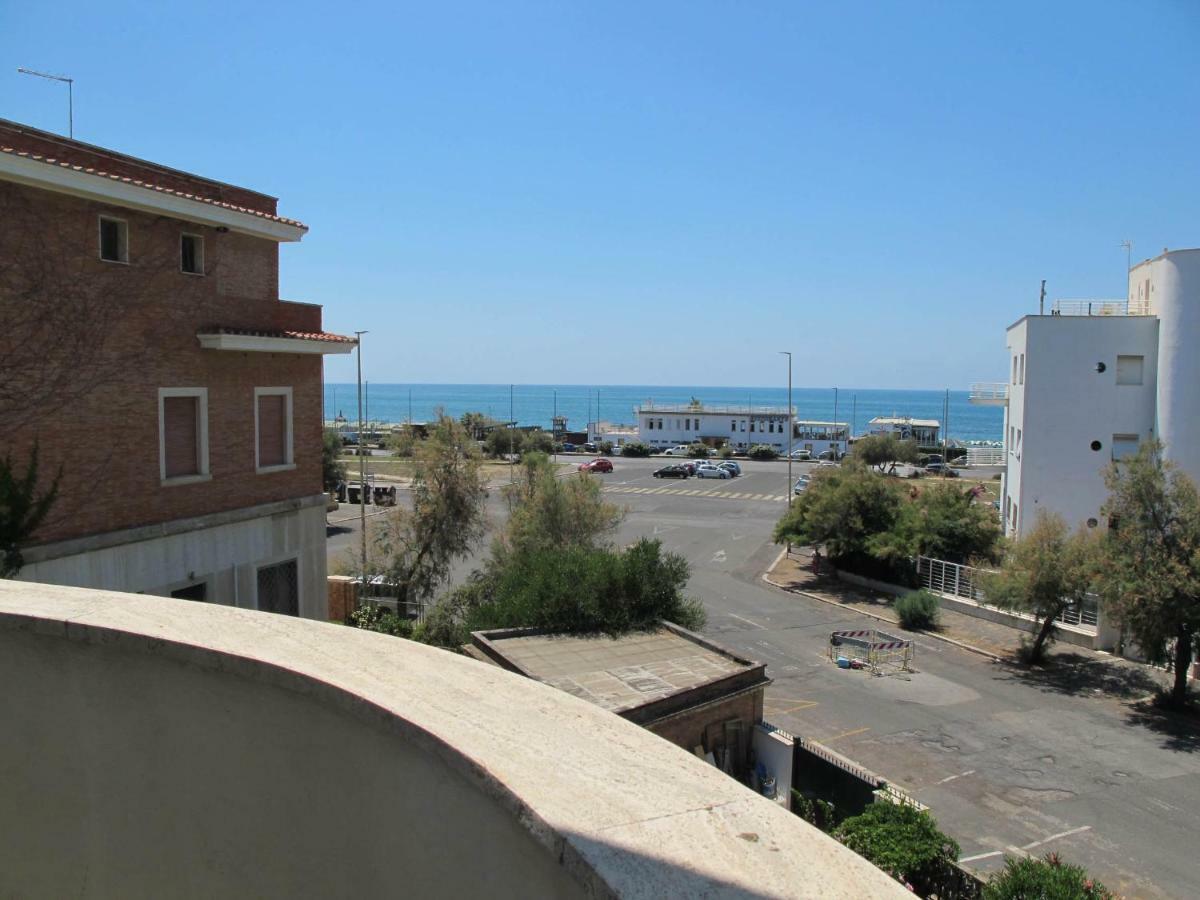 Brezza Di Mare Apartment Lido di Ostia Exterior photo