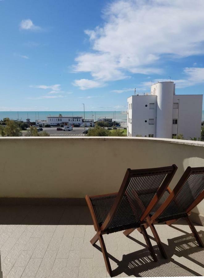 Brezza Di Mare Apartment Lido di Ostia Exterior photo